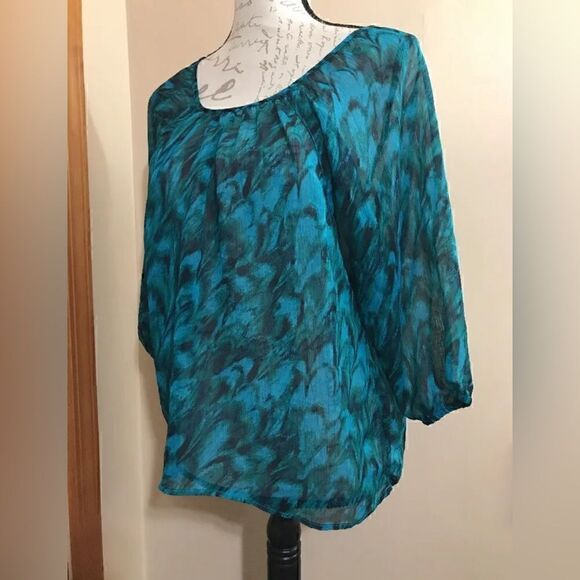 Express Women's 3/4 Sleeve Blue Swirled Pattern Semi Sheer Top Shirt - Size S - Picture 7 of 8